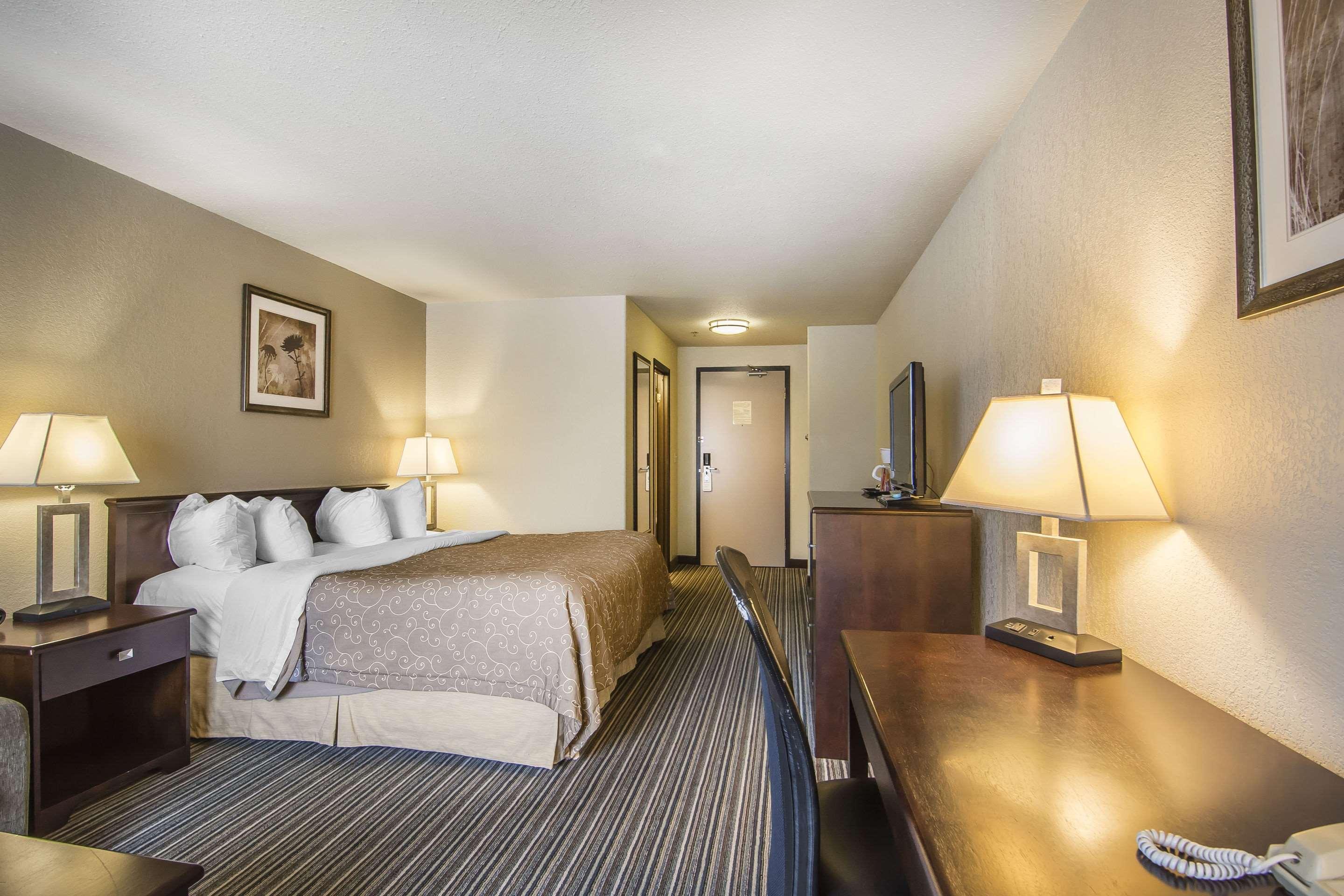 Quality Inn & Suites Yorkton Eksteriør billede
