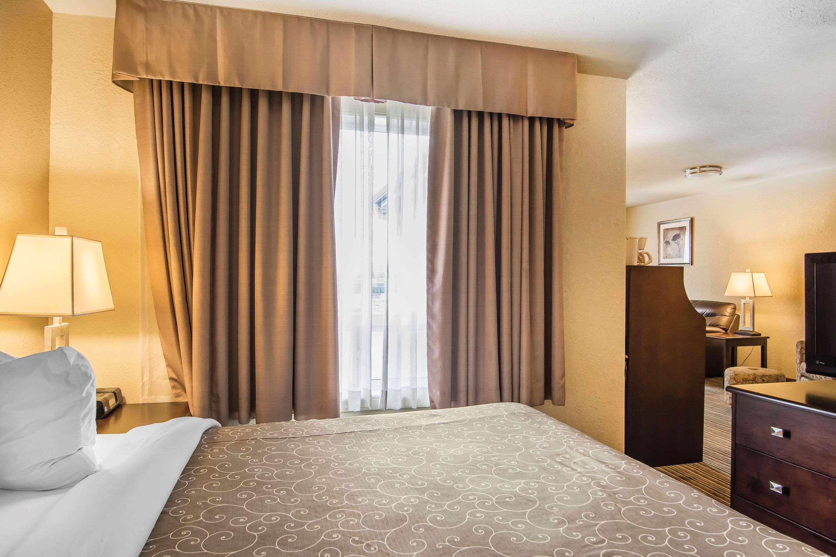 Quality Inn & Suites Yorkton Eksteriør billede