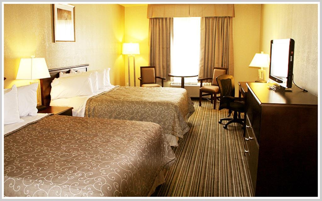 Quality Inn & Suites Yorkton Eksteriør billede