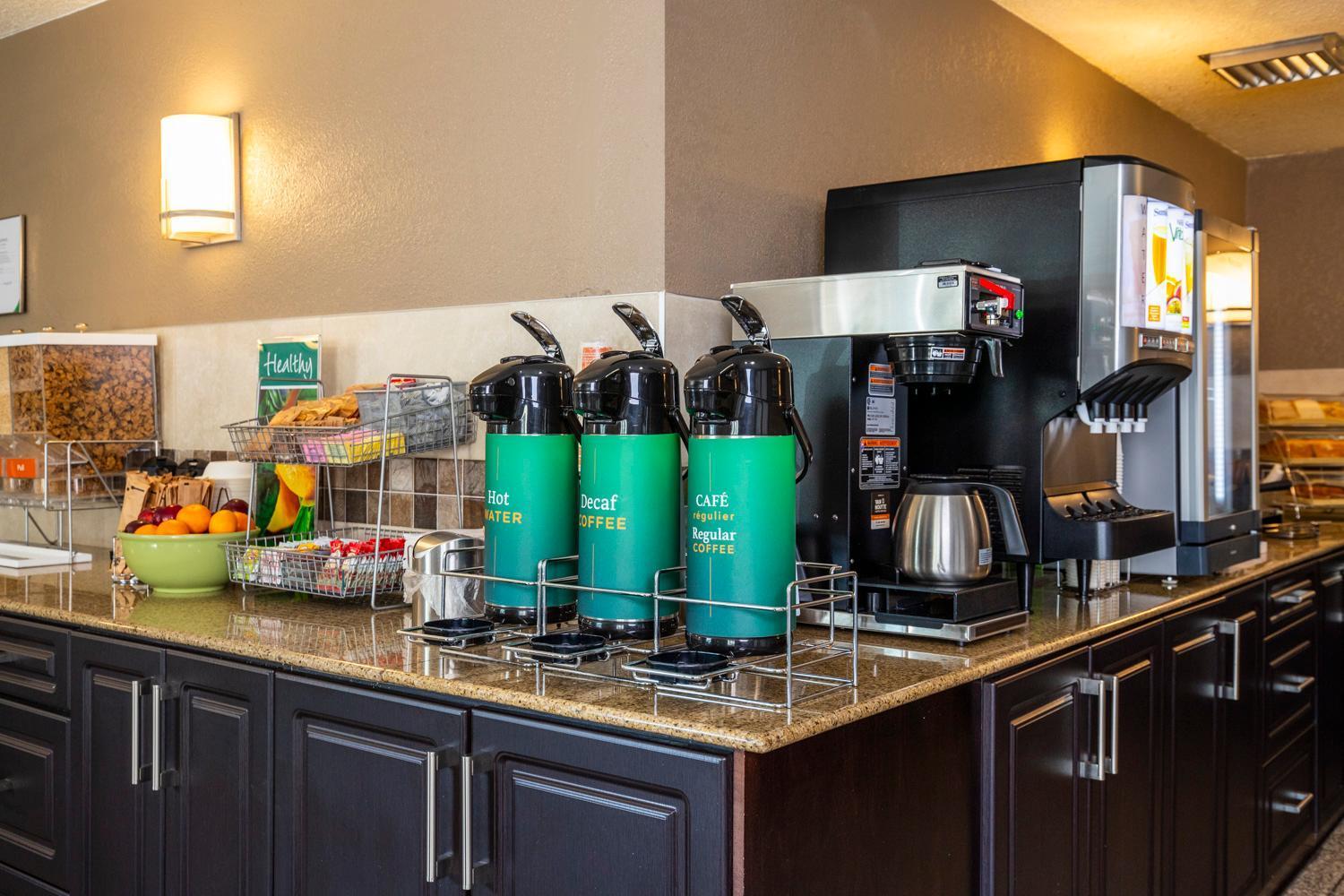 Quality Inn & Suites Yorkton Eksteriør billede