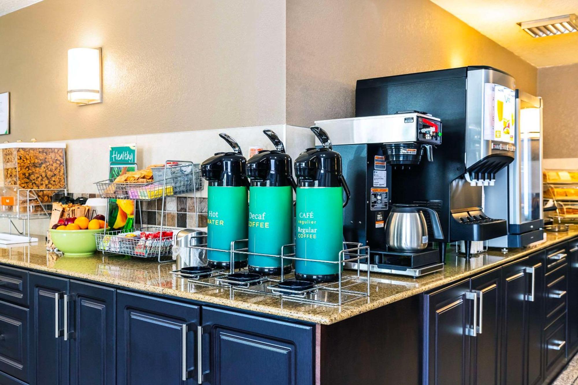 Quality Inn & Suites Yorkton Eksteriør billede
