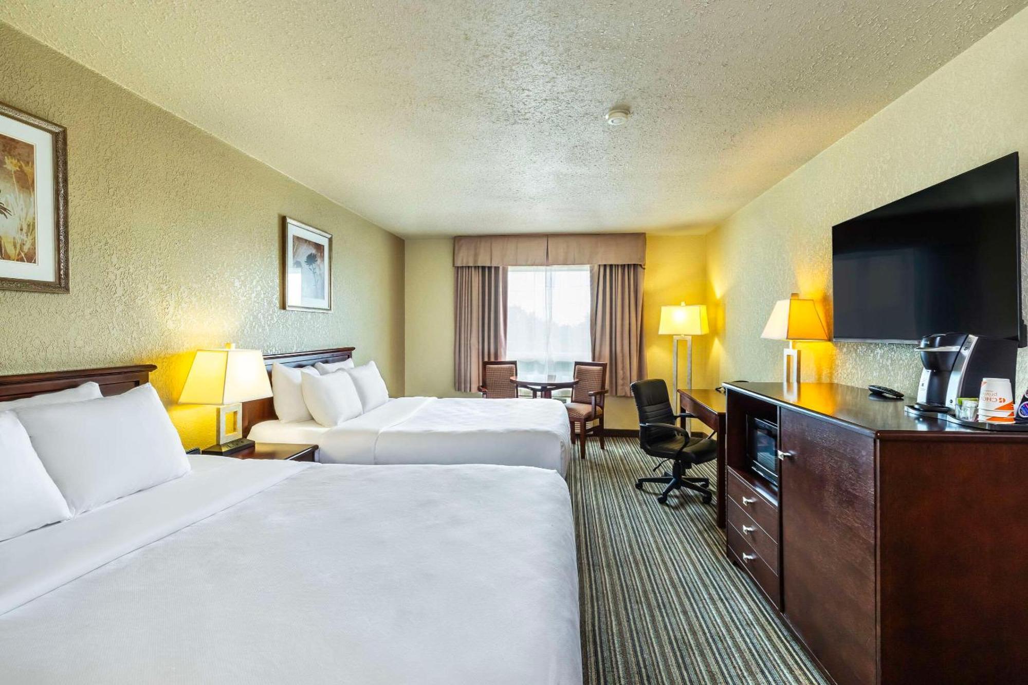 Quality Inn & Suites Yorkton Eksteriør billede