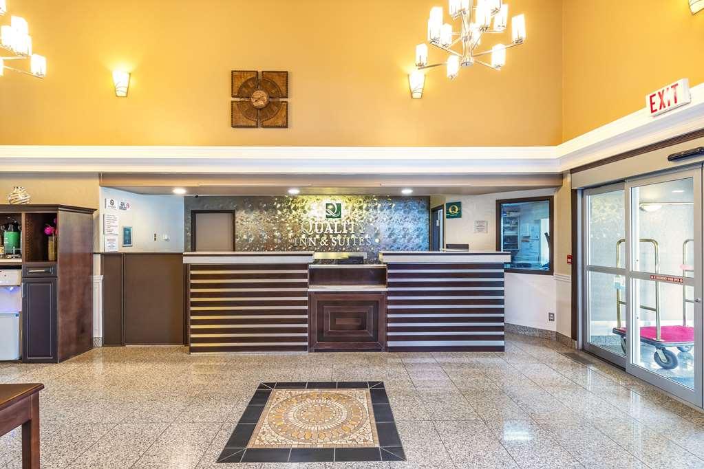 Quality Inn & Suites Yorkton Interiør billede
